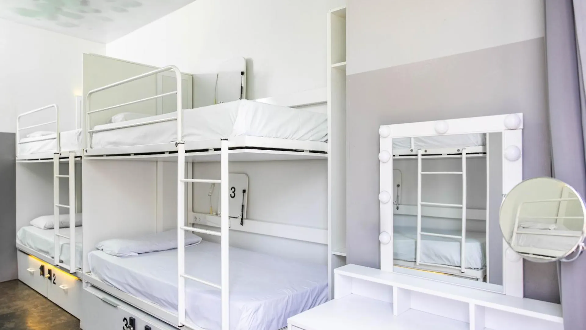 Urbany Hostel Bcn Go! Barcelona Spanien
